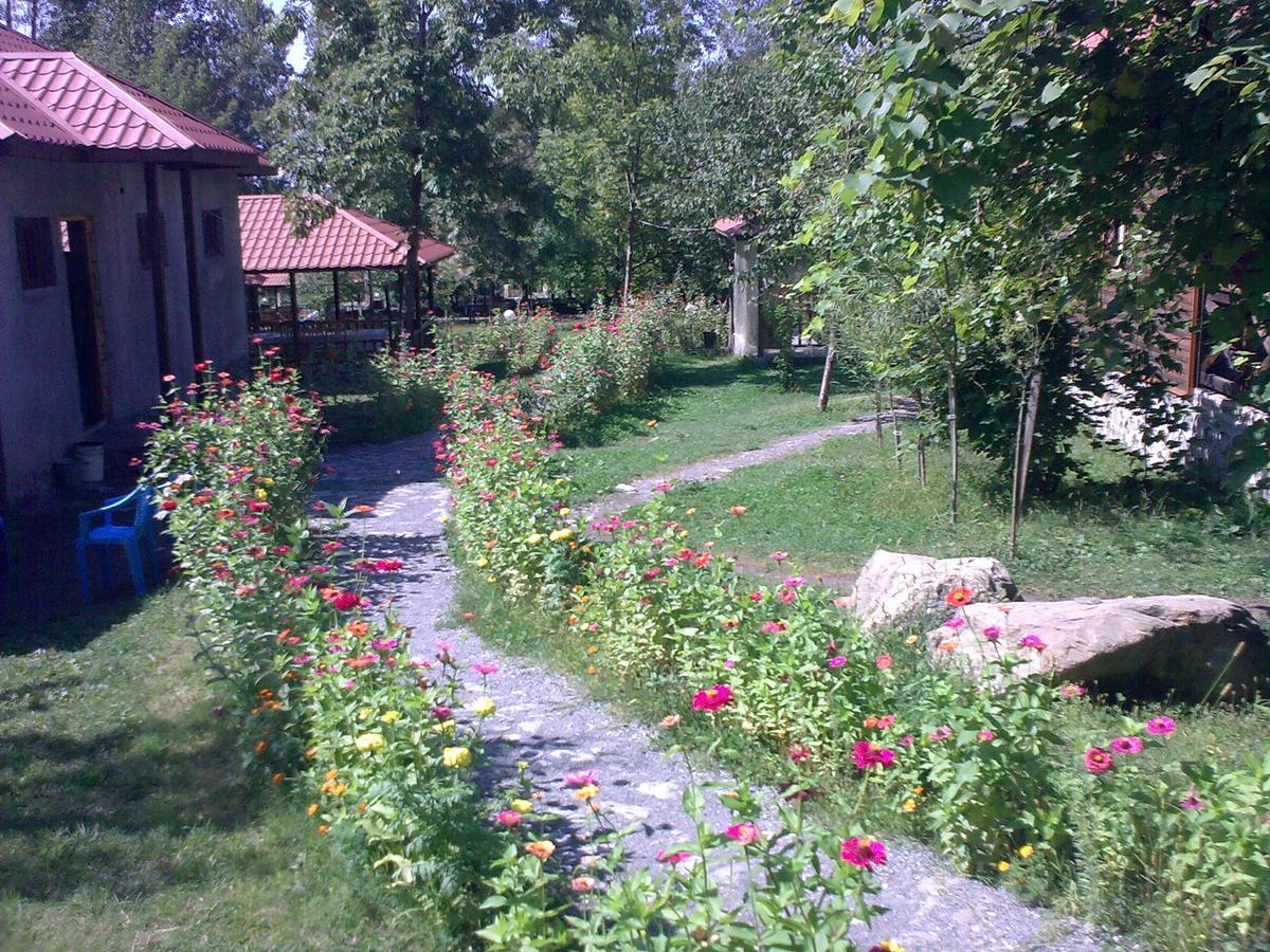 Kish Adasi Sheki Exterior photo